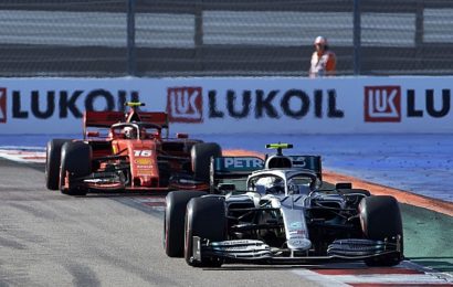 Mercedes, Bottas’ın Leclerc’e yaptığı savunmayı övdü