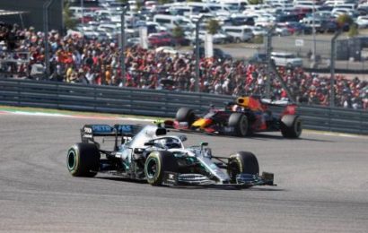 Bottas makes late pass for US GP victory as Hamilton clinches title