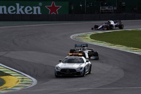 Crane use prompted full Safety Car for Bottas' stoppage Crane use prompted full Safety Car for Bottas' stoppage