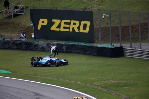 Kubica ‘completely shocked’ by ‘nasty’ Brazil FP2 crash Kubica ‘completely shocked’ by ‘nasty’ Brazil FP2 crash