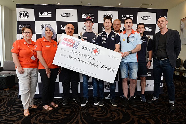 WRC pilotları, yangın mağdurlarına 11.000 dolar yardım yaptı