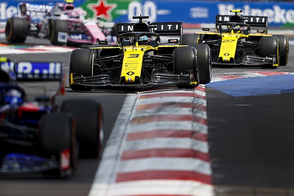 Ricciardo: “Orta gruptaki mücadele sayesinde yarış yeteneğim gelişti”