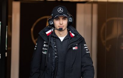 Ocon: “Mercedes’te elde ettiğim deneyim bana Renault’da yardım edecek”