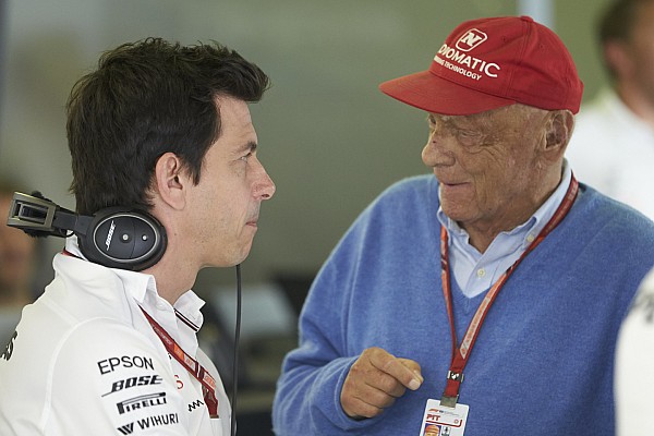 Wolff: Lauda, “yeri doldurulamaz bir kahraman” Wolff: Lauda, “yeri doldurulamaz bir kahraman”