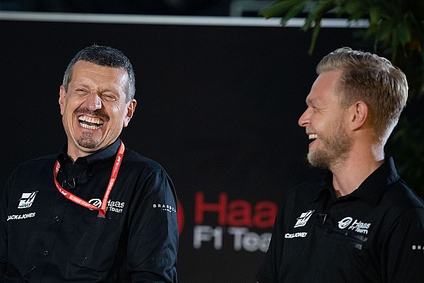Magnussen, Grosjean’ın takımda kalmasından memnun Magnussen, Grosjean’ın takımda kalmasından memnun