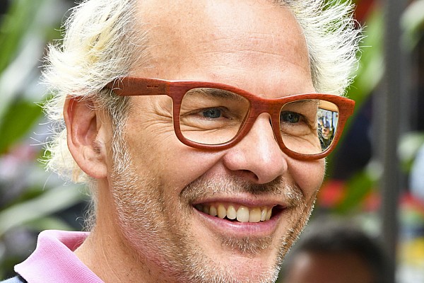 Villeneuve: “Kazada her iki Ferrari pilotu da suçlu”