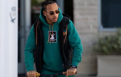 Hamilton, kariyerini Mercedes’te bitirmeyi hedefliyor