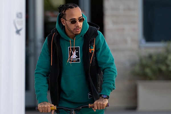 Hamilton, kariyerini Mercedes’te bitirmeyi hedefliyor