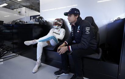 Mercedes, Hamilton’la devam etmek istiyor