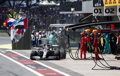 Mercedes: “Hamilton’ın pite alınması tamamen aptalcaydı”