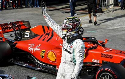 Irvine: “Hamilton, Senna ve Schumacher’den daha iyi”