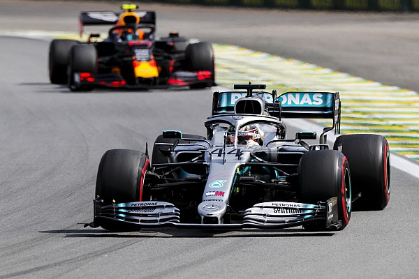 FIA: “Hamilton, kendisini hakemlere karşı savunmamayı tercih etti”