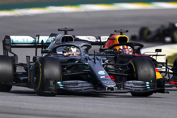 Mercedes, Verstappen ile mücadelede Hamilton’ın bataryasının neden dolu olmadığını açıkladı