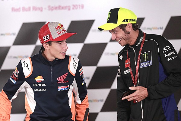 Rossi ve Marquez, Hamilton’ı tebrik etti