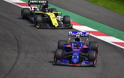 Ricciardo, Toro Rosso tehdidinin farkında