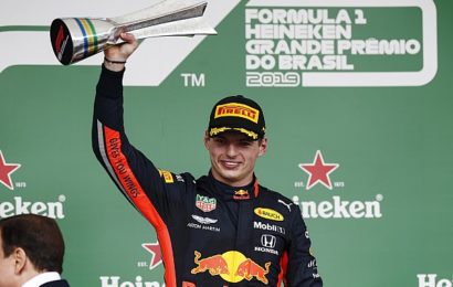 Verstappen: “Hatalar beni daha iyi bir yarışçı yapıyor”