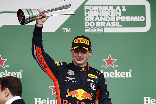 Verstappen: “Hatalar beni daha iyi bir yarışçı yapıyor”