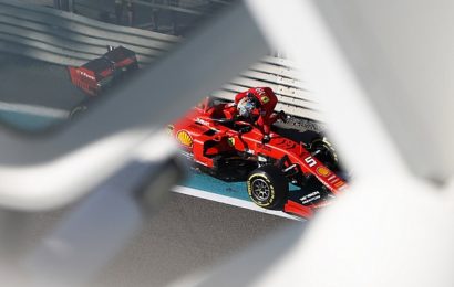 Vettel: “Lastikler son sektörde aşırı ısınıyor”