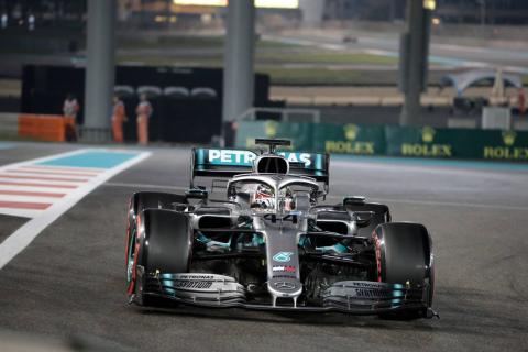 Hamilton cruises to lights-to-flag victory in Abu Dhabi Hamilton cruises to lights-to-flag victory in Abu Dhabi