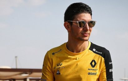 Ocon, Renault üniformasını giydi