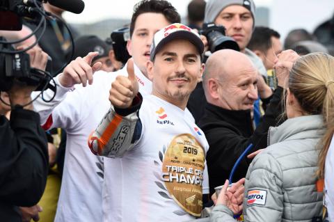 Lorenzo moving closer to Yamaha test rider role?