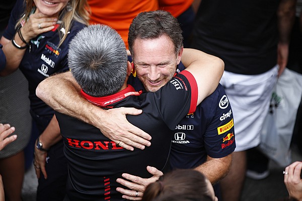 Horner: “Honda, Formula 1’de kalmadan önce sporun yönünü görmek istiyor”