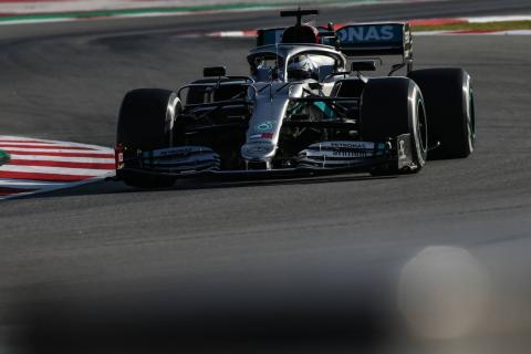 Bottas sets scintillating pace as Vettel breaks down