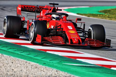 LIVE: F1 Pre-Season Testing – Vettel spins, Hamilton fastest