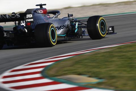 Hamilton admits Mercedes F1 engine reliability "a concern"