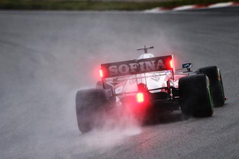 LIVE: F1 Pre-Season Testing – Wet start to penultimate day