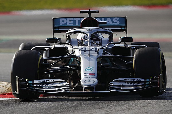2020 Barcelona testleri: İlk günün lideri Hamilton ve Mercedes!