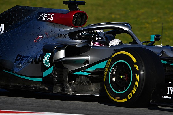 Hamilton, Formula 1’in yeni döneminde daha iyi lastikler istiyor