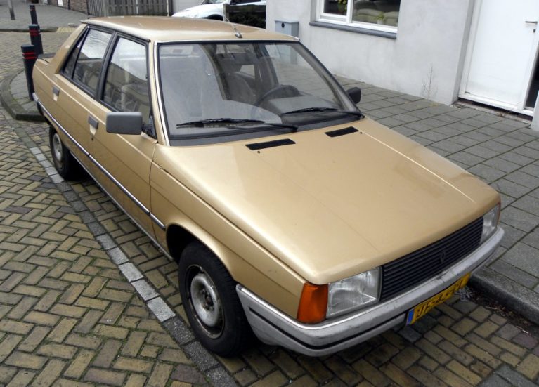 Renault – 9 – 1.1 (L421) (48 bg) – Teknik Özellikler
