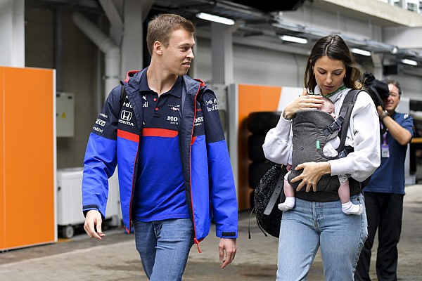 Kvyat ve Piquet ayrıldı