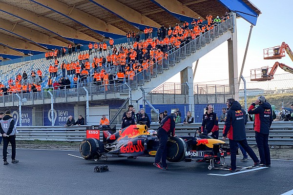 Verstappen, yeni Zandvoort’taki ilk turunu attı