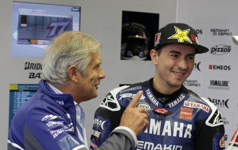 Lorenzo hits back at Agostini – “Improper from a legend like you…”