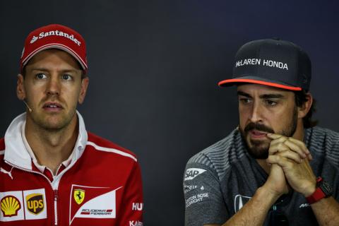 Who will replace Daniel Ricciardo at Renault?