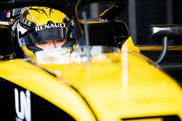 Zhou veya Mazepin, Renault’nun Formula 1’de devam etmesine yardım edebilir