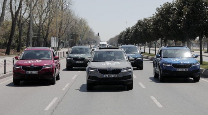 Skoda’nın iyilik araçlarından çocukları sevindiren hareket