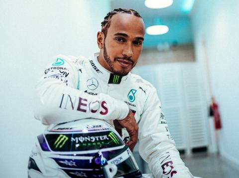 Lewis Hamilton praises Mercedes' ‘strong message’ with black livery Lewis Hamilton praises Mercedes' ‘strong message’ with black livery