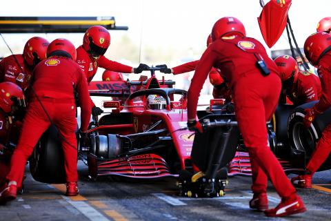 F1 to freeze development of pit stop equipment