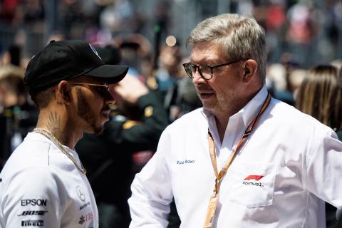 F1 supports Hamilton “completely” in fight against racism