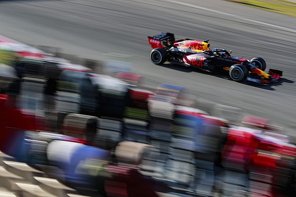 Jos Verstappen, Red Bull’un Mercedes’in gerisinde olduğunu düşünüyor