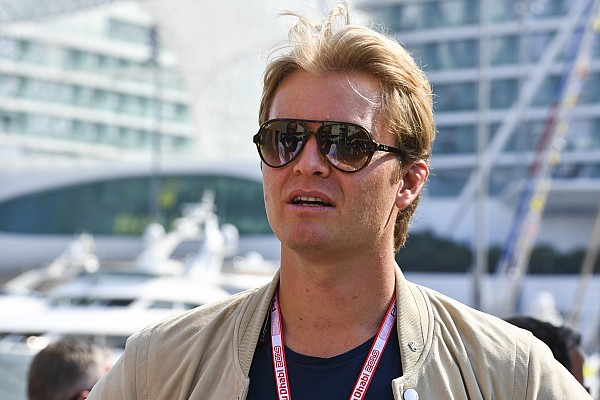 Rosberg: “Simülatörde çalışan pilotlar, yıl başladığında avantajlı olacak”