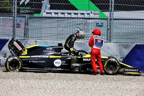 Daniel Ricciardo walks away from huge shunt in F1 Styrian GP FP2