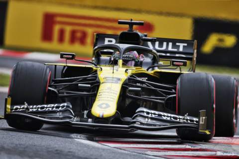 Ricciardo: Renault faster than Ferrari