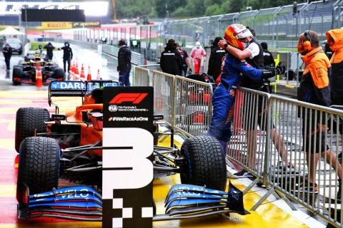 Sainz ‘risked everything’ in “stressful” F1 Styrian GP qualifying