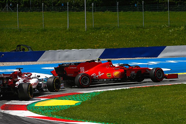 Briatore: “Ferrari’nin yerinde olsam Leclerc ve Vettel’e para cezası verirdim”
