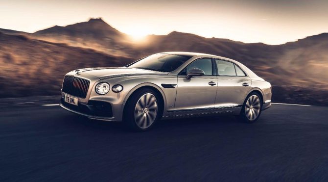 Bentley’den dünyanın ilk üç boyutlu ahşap kaplaması!