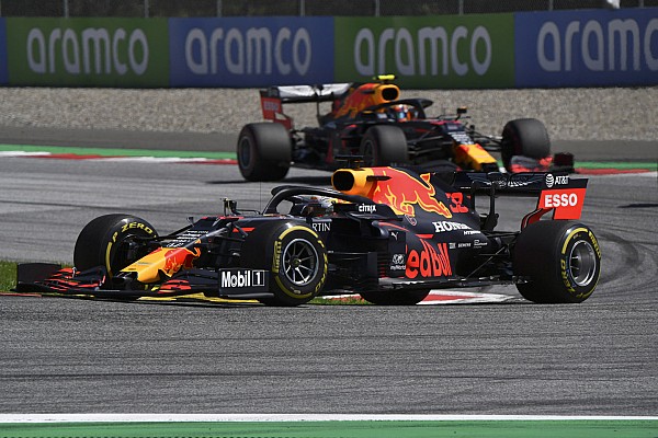 “Verstappen tıpkı Senna ve Schumacher gibi, takım arkadaşlarını yok ediyor”